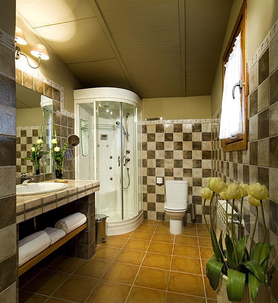 Hotel H Con Encanto Binéfar Dış mekan fotoğraf