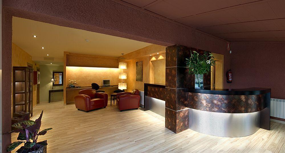 Hotel H Con Encanto Binéfar Dış mekan fotoğraf
